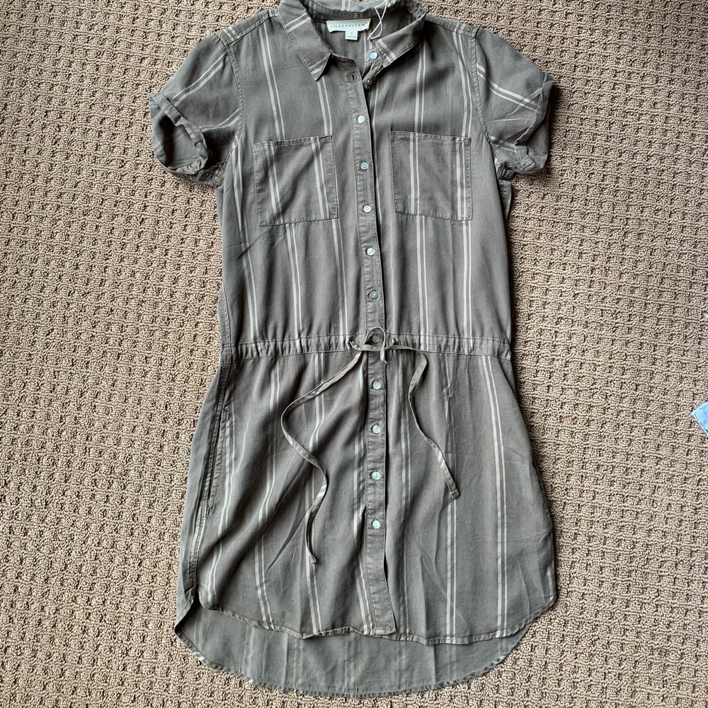 LOVE STITCH BUTTON UP DRESS